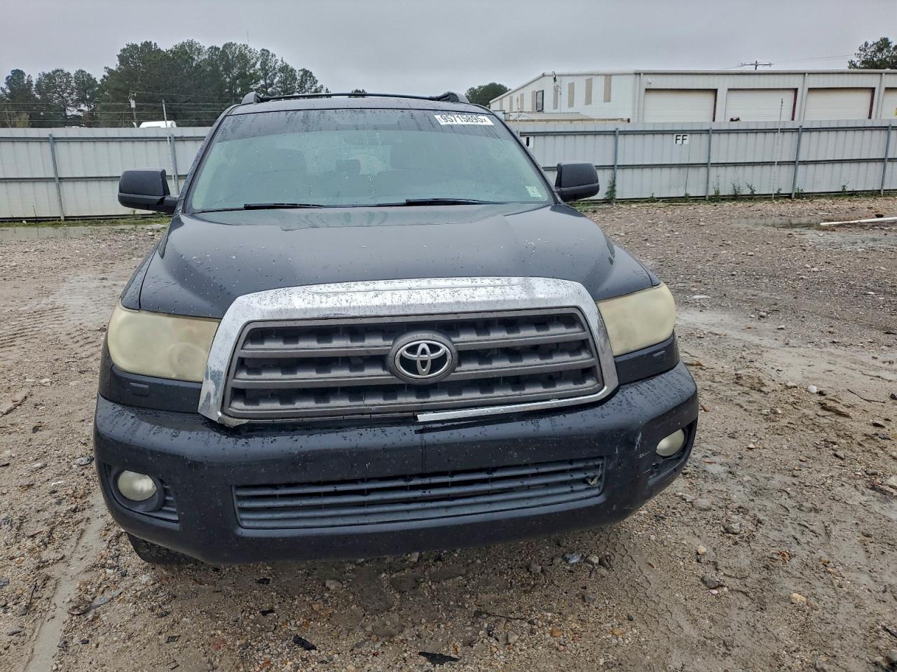 TOYOTA SEQUOIA SR5