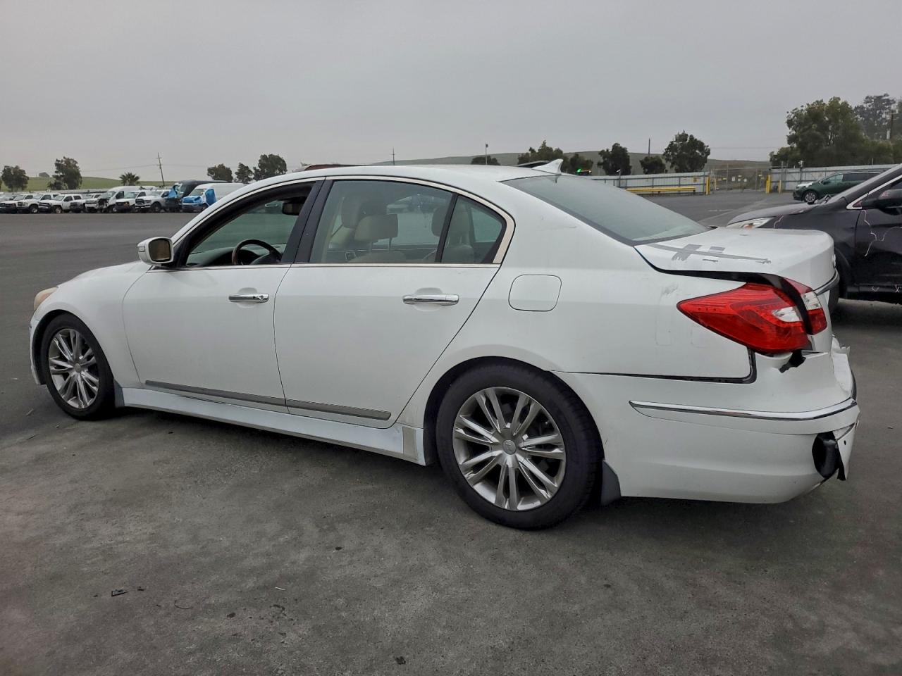 HYUNDAI GENESIS 5.0L