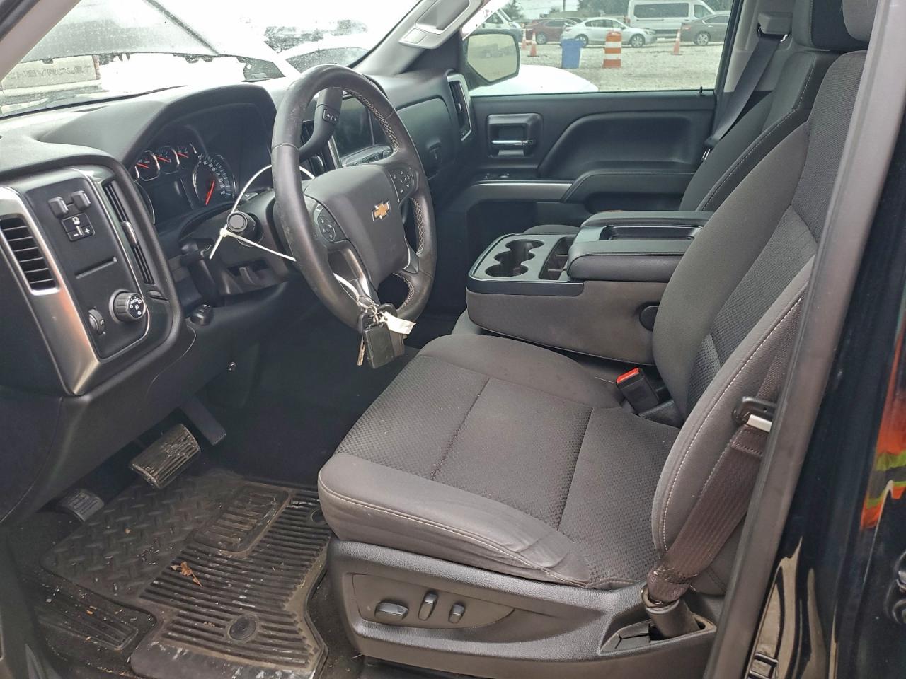 CHEVROLET SILVERADO C1500 LT