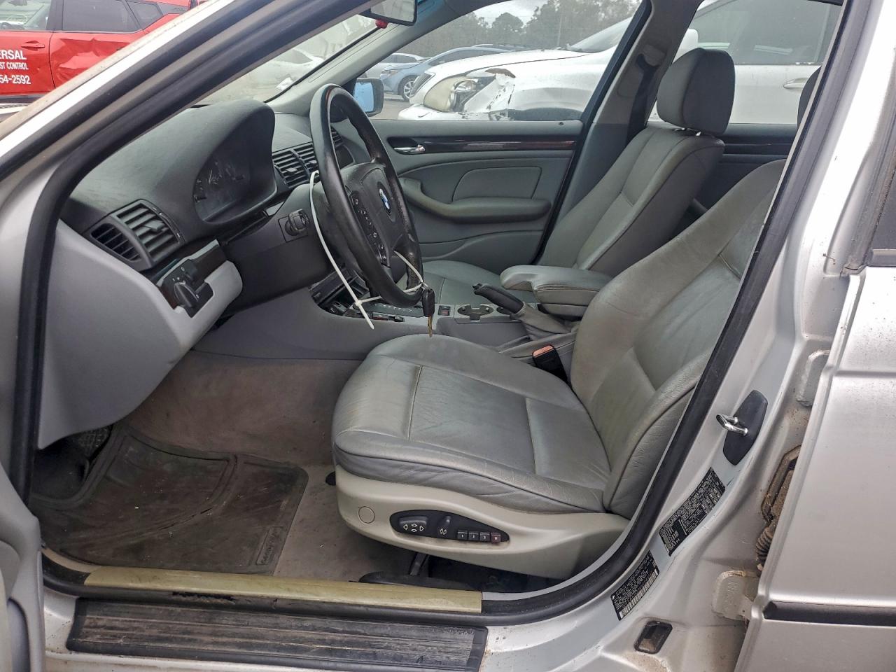 Lot #3302672001 1999 BMW 323 I