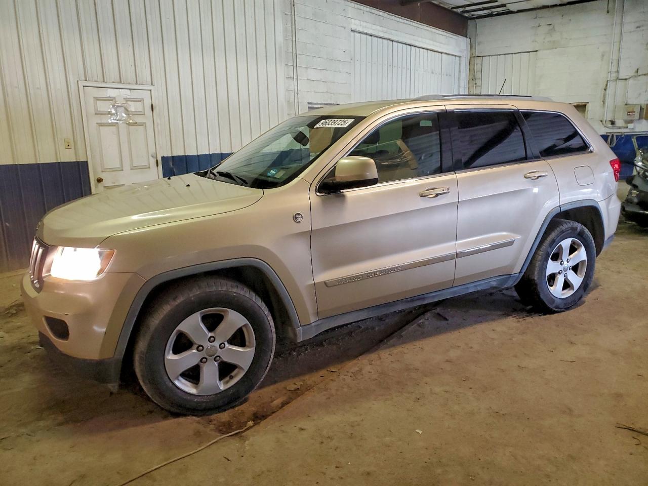 JEEP GRAND CHEROKEE LAREDO