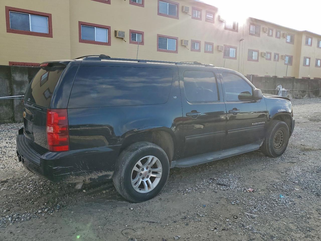 CHEVROLET SUBURBAN K1500 LT