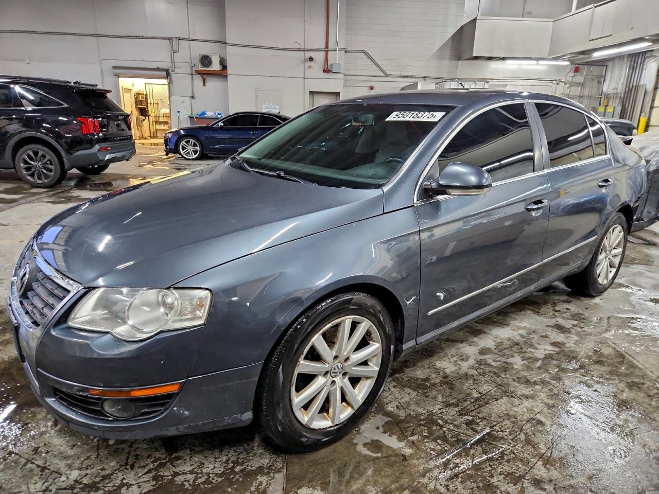 VOLKSWAGEN PASSAT KOMFORT