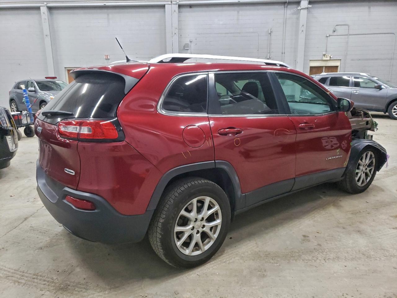 JEEP GRAND CHEROKEE LATITUDE