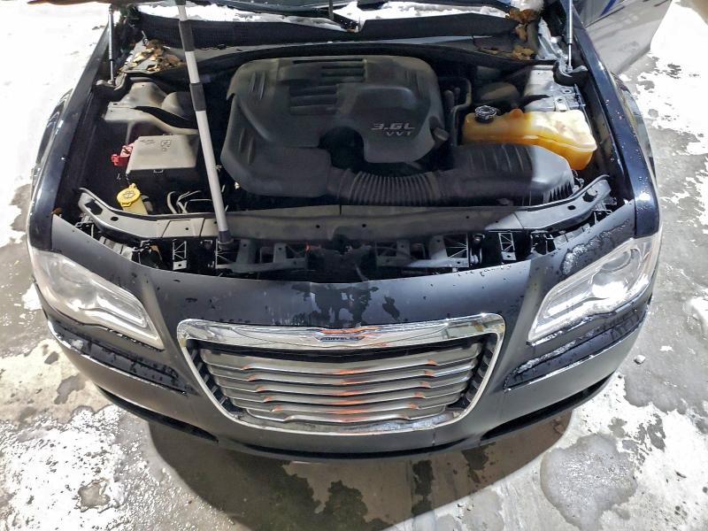 2014 CHRYSLER 300 #3302698010