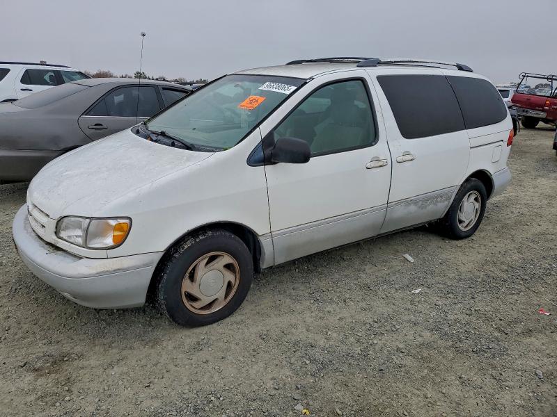 2000 TOYOTA SIENNA LE #3312513643