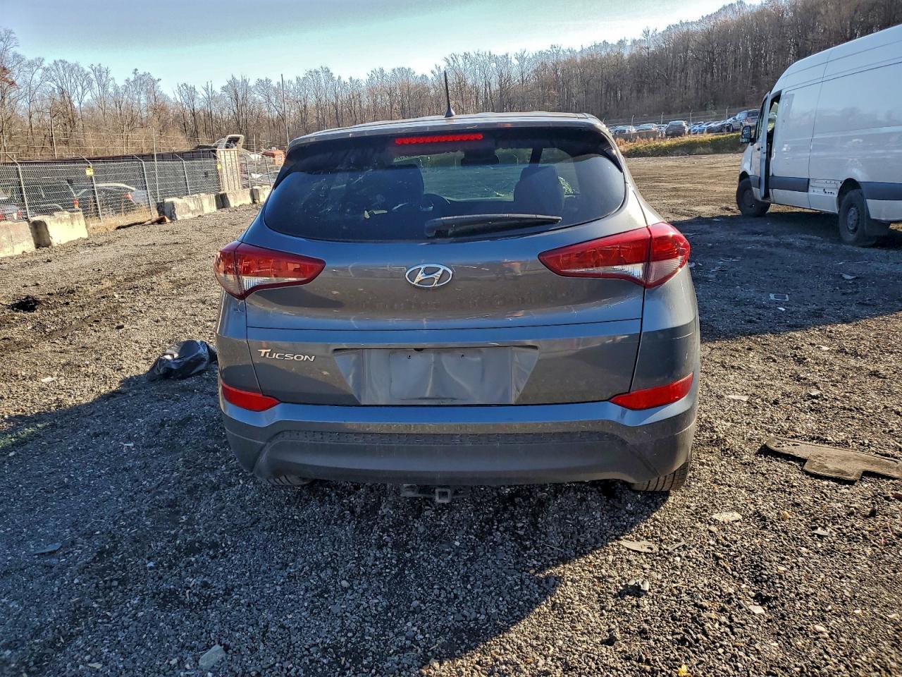 HYUNDAI TUCSON SE