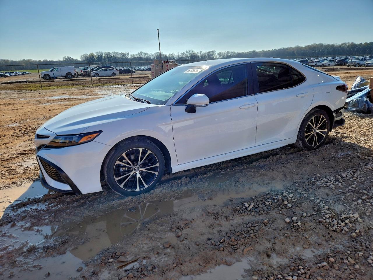 TOYOTA CAMRY SE NIGHT SHADE