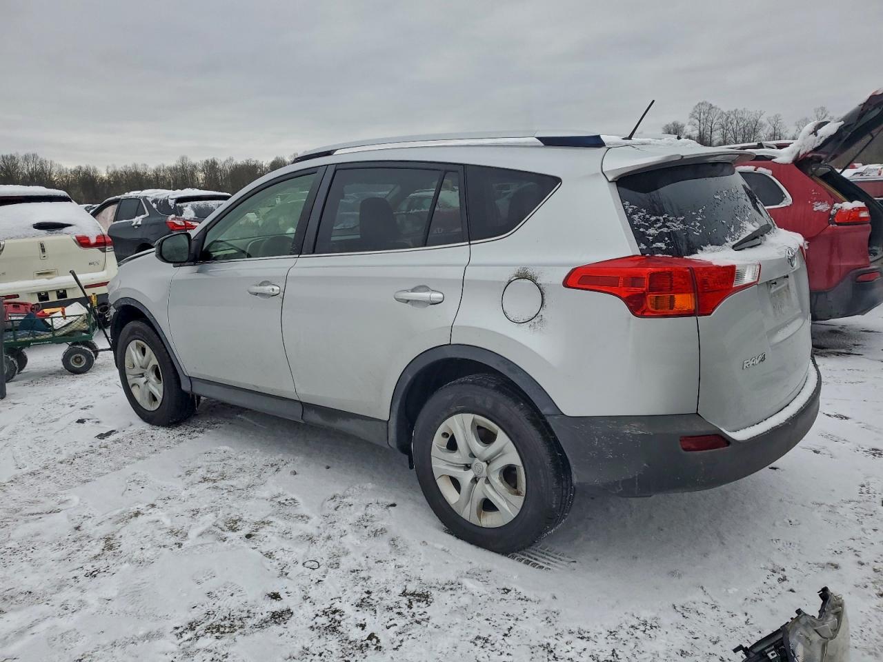 TOYOTA RAV4 LE