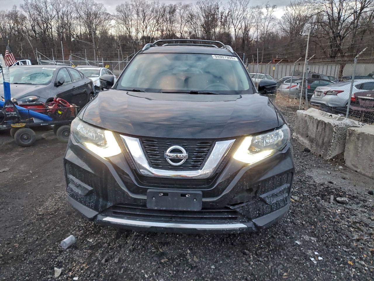 NISSAN ROGUE SV