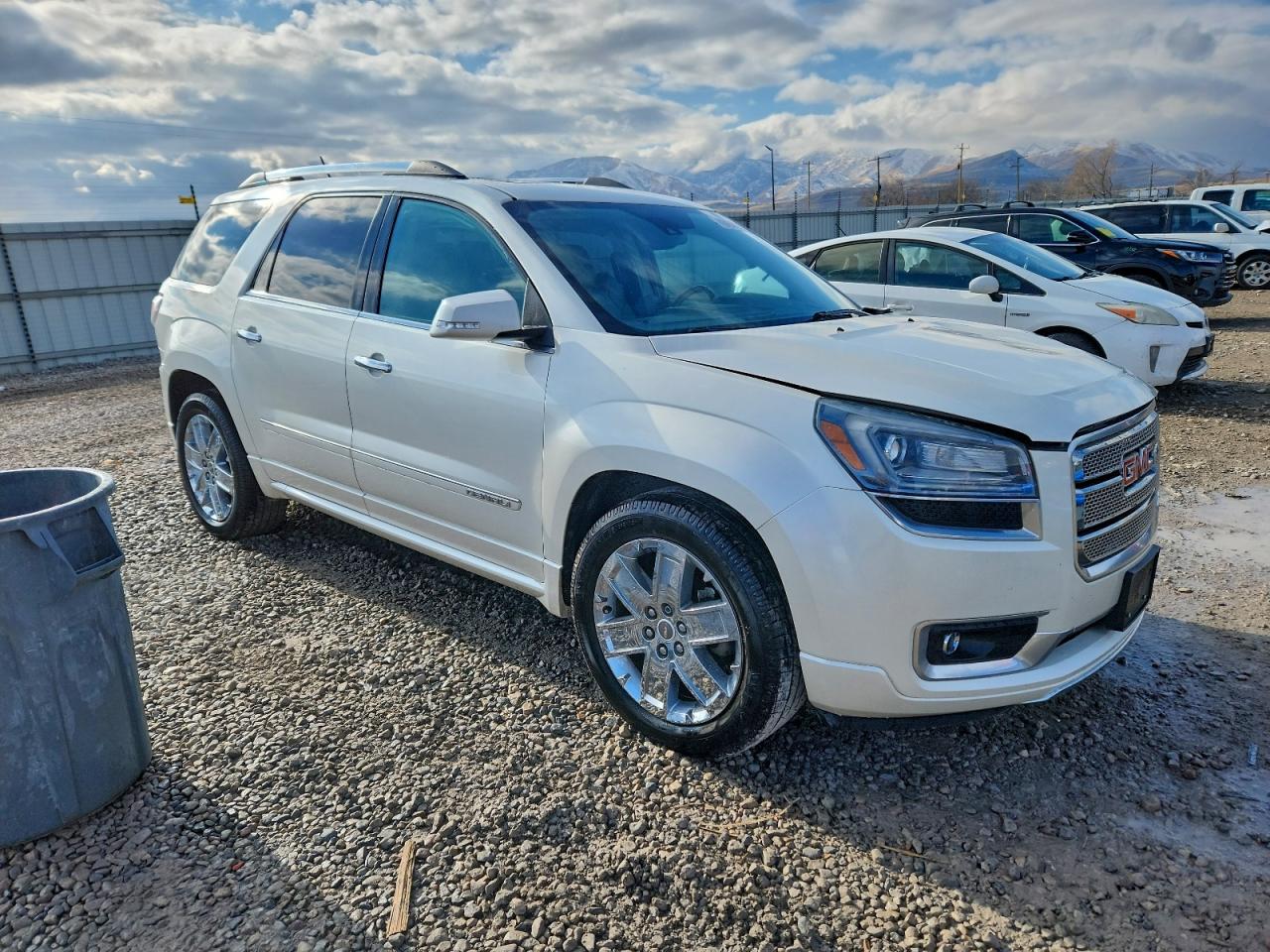 GMC ACADIA DENALI