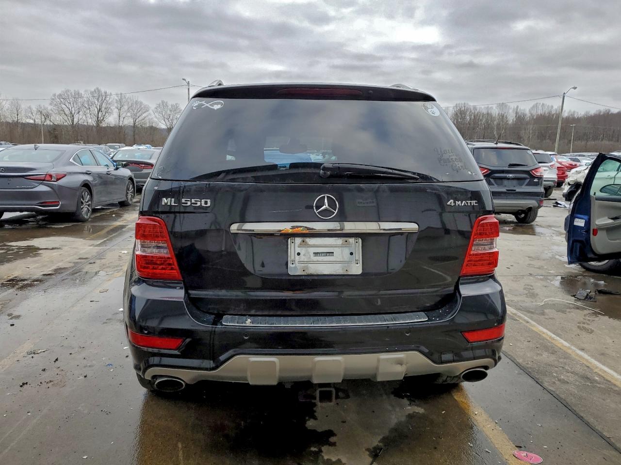 MERCEDES-BENZ M-CLASS 550 4MATIC