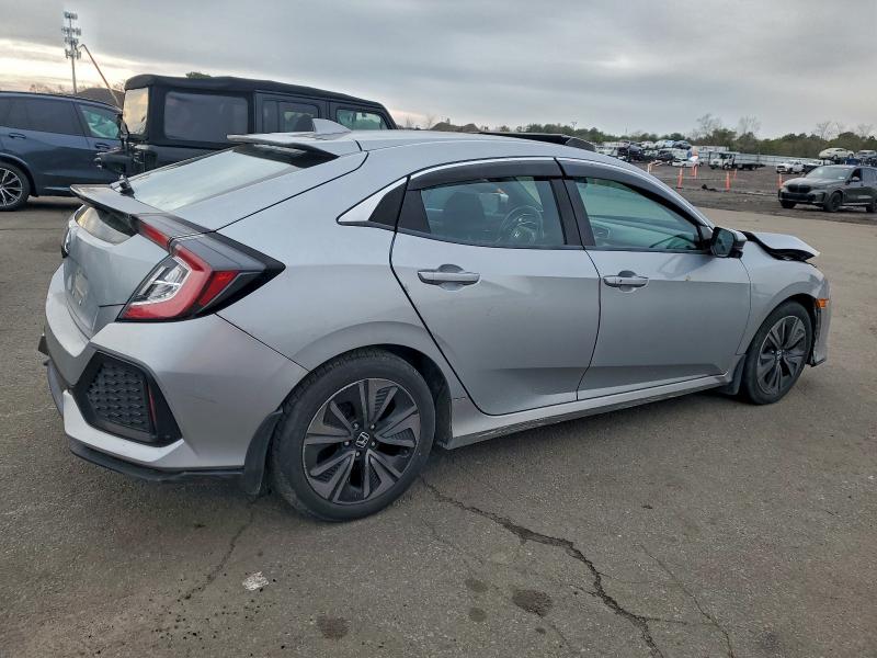2017 HONDA CIVIC EX #3305305334