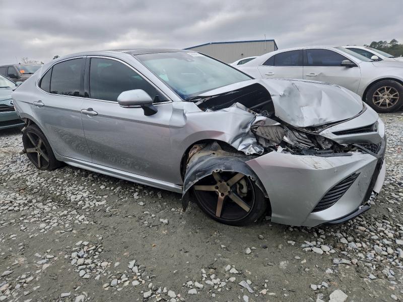 2018 TOYOTA CAMRY XSE #3315993088