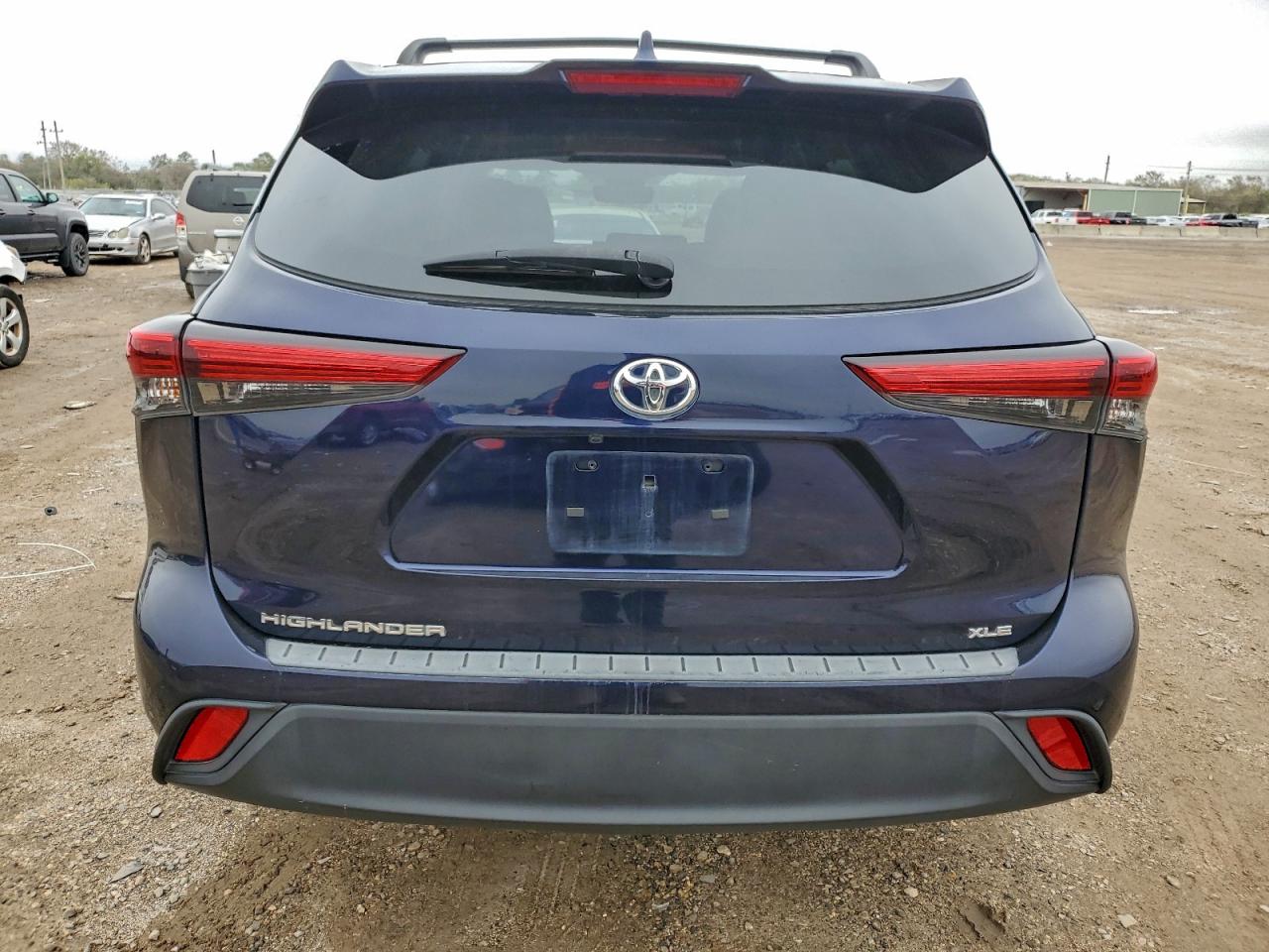 Lot #3315692717 2023 TOYOTA HIGHLANDER