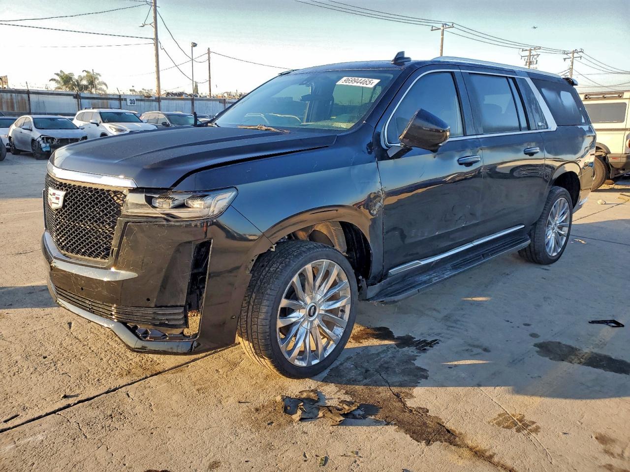 CADILLAC ESCALADE ESV PREMIUM LUXURY