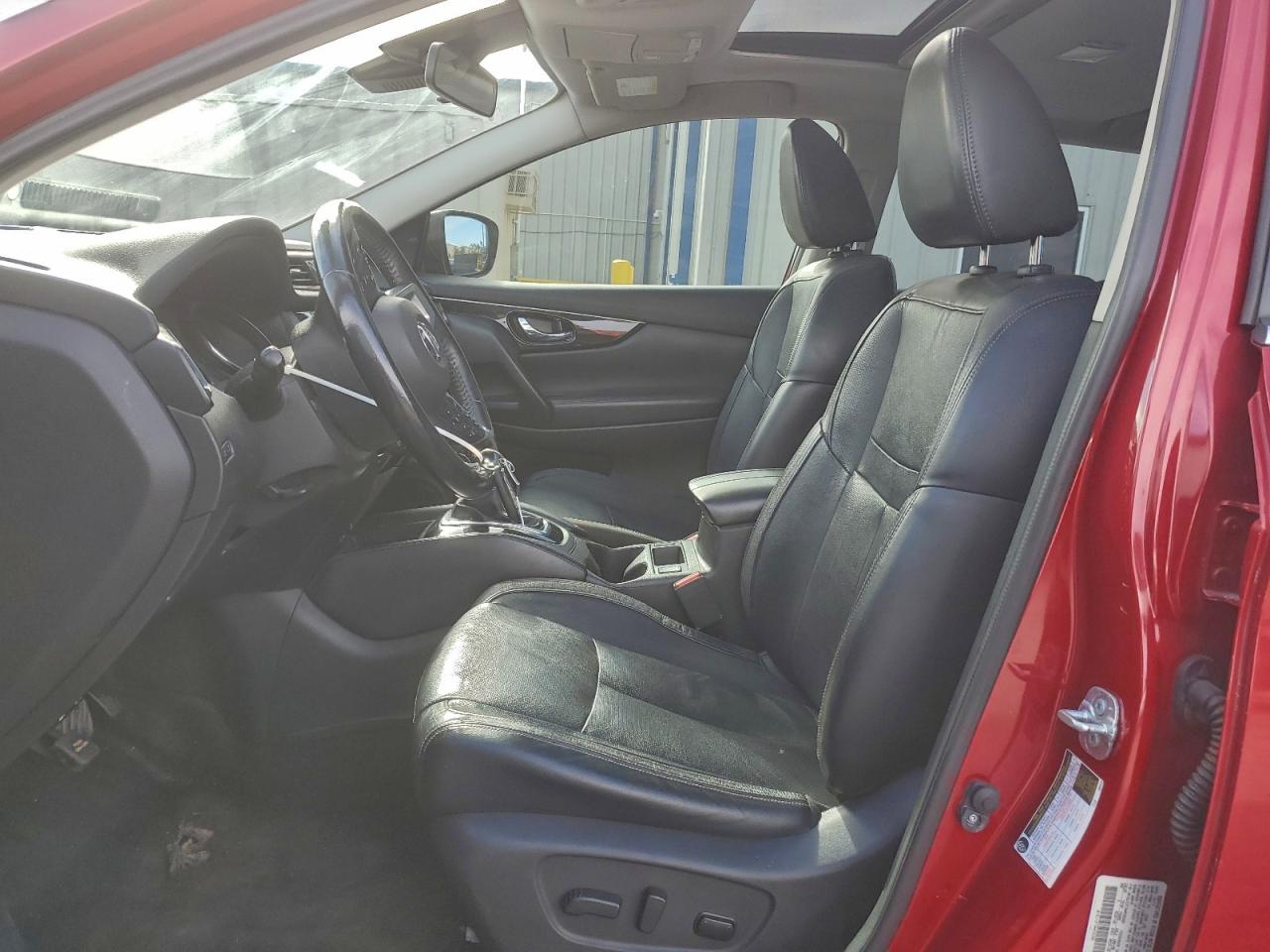 NISSAN ROGUE SPORT S