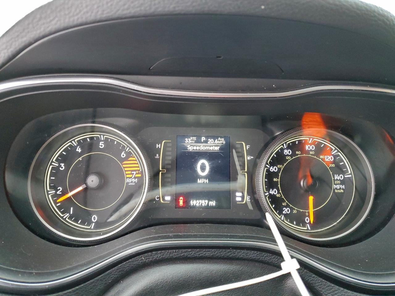 JEEP GRAND CHEROKEE LATITUDE PLUS