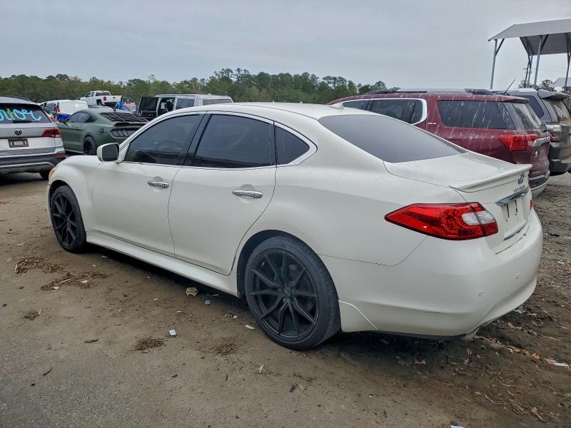 2013 INFINITI M37 #3301649633