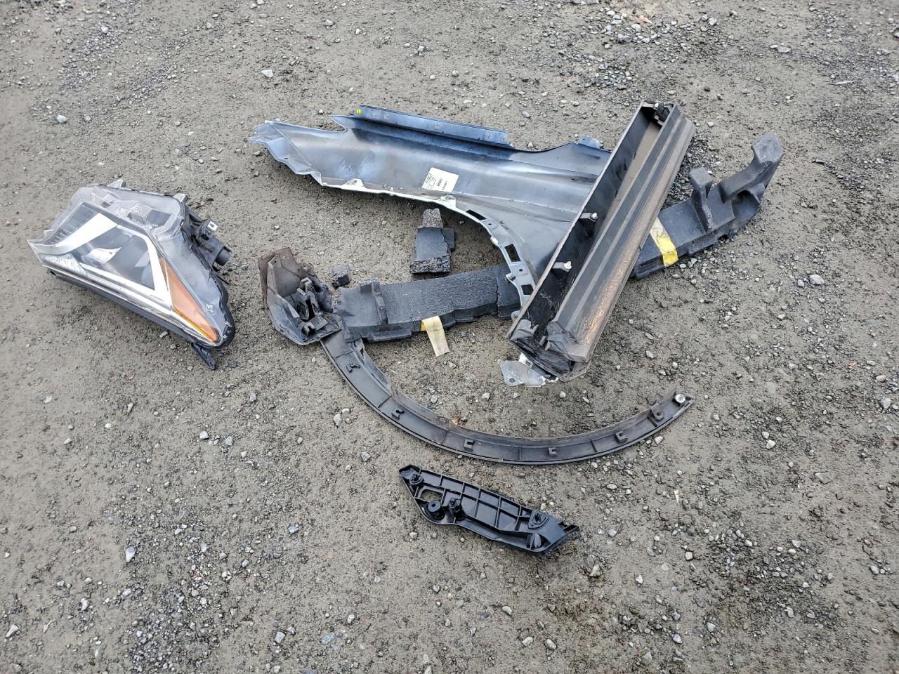 Lot #3318054415 2017 TOYOTA RAV4 XLE