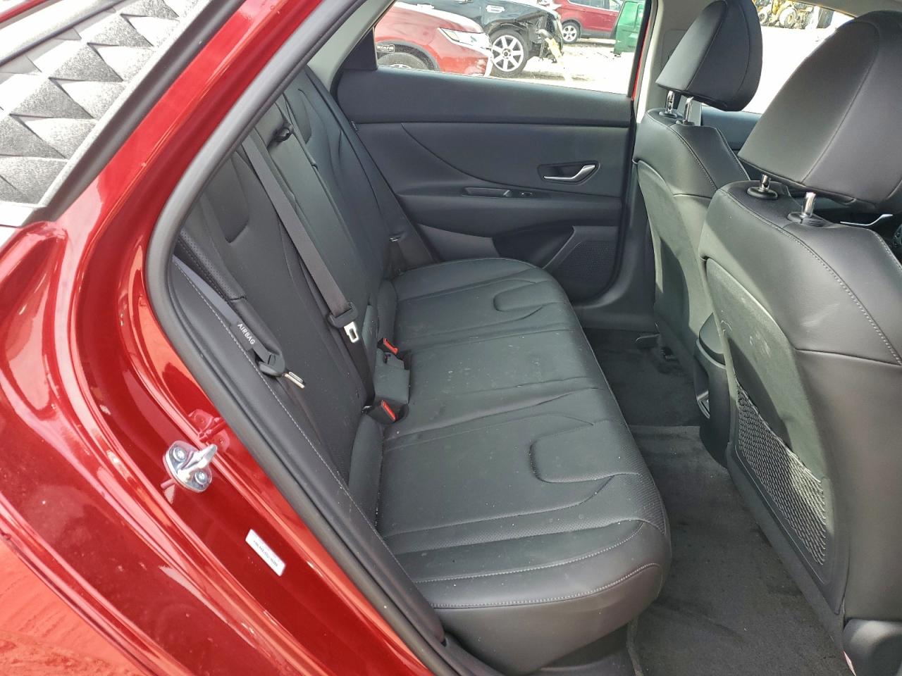 HYUNDAI ELANTRA LIMITED