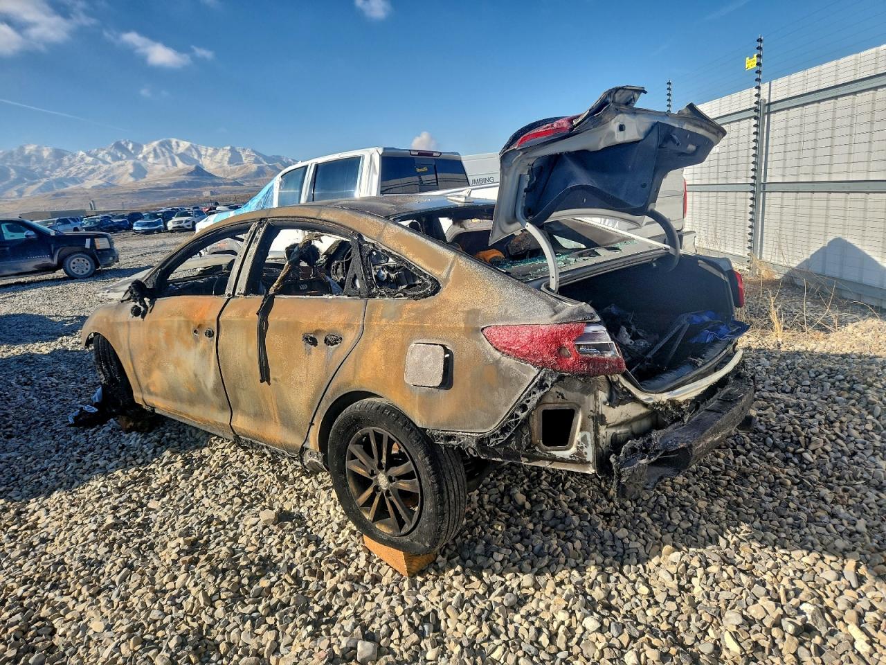 Lot #3318989315 2017 HYUNDAI SONATA SE