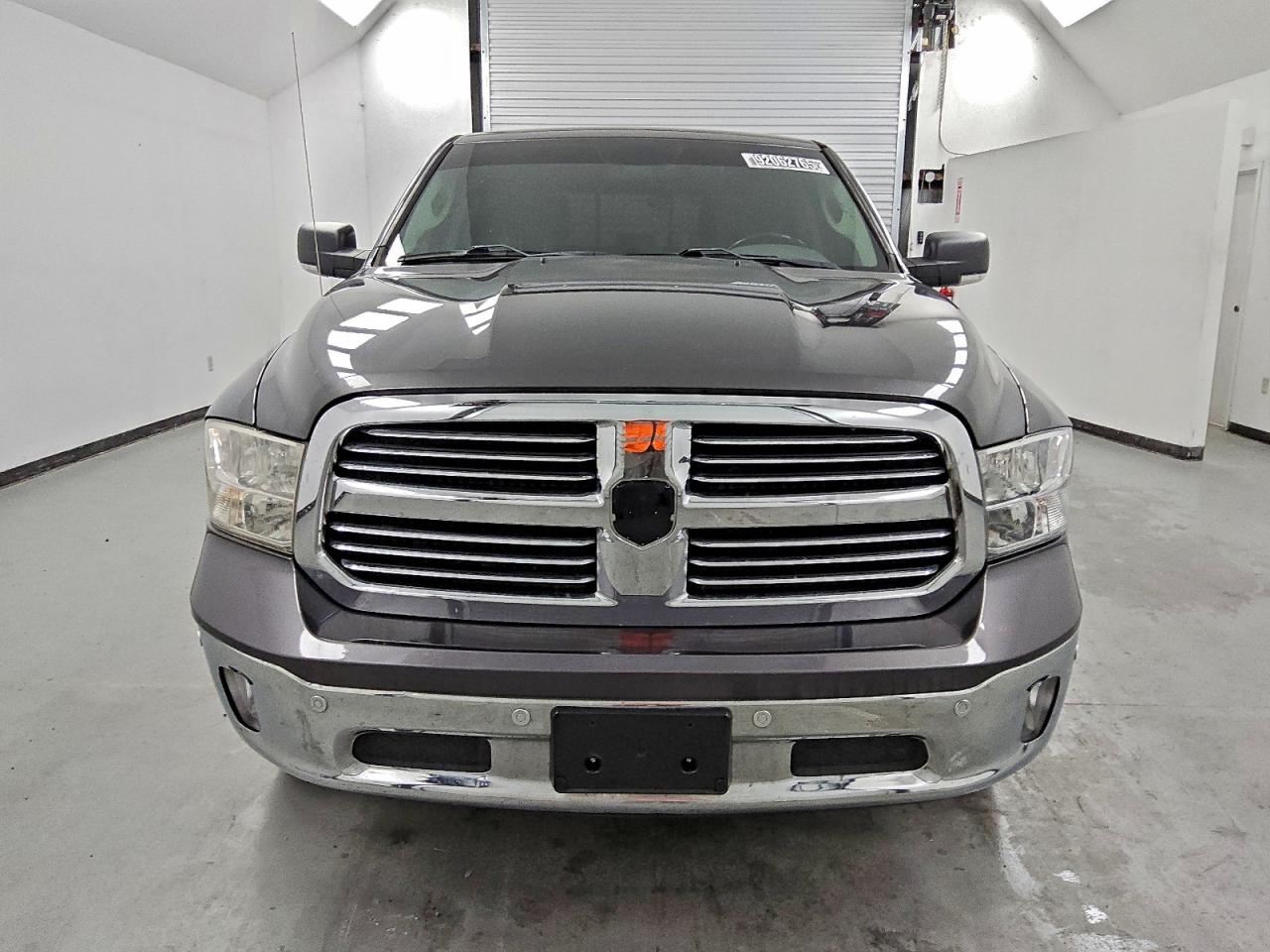 RAM 1500 SLT