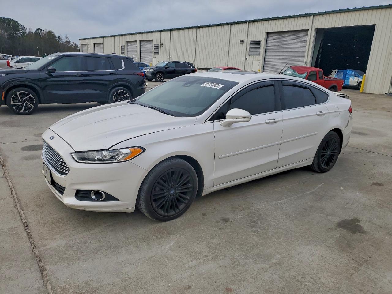FORD FUSION SE