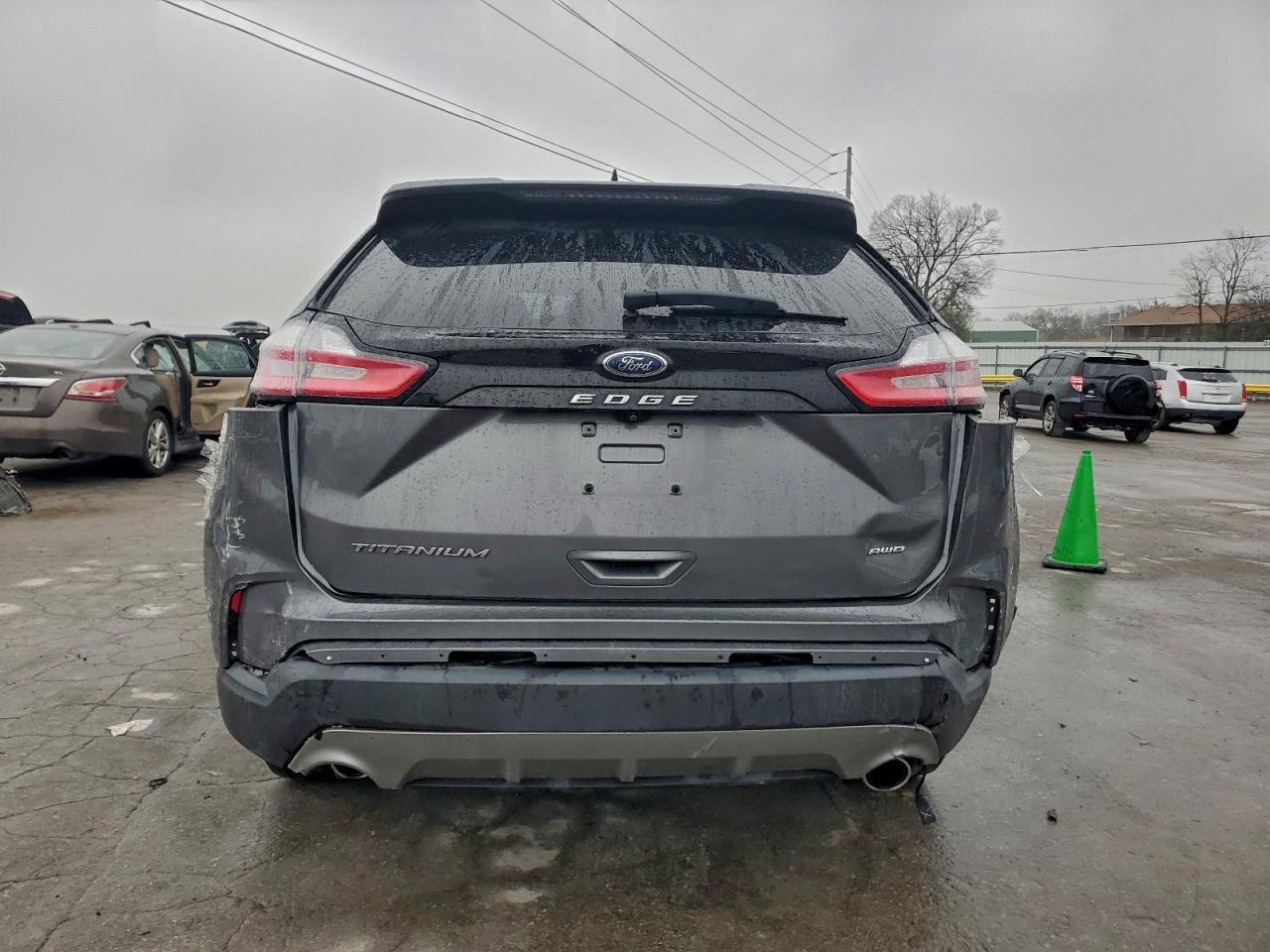 FORD EDGE TITANIUM