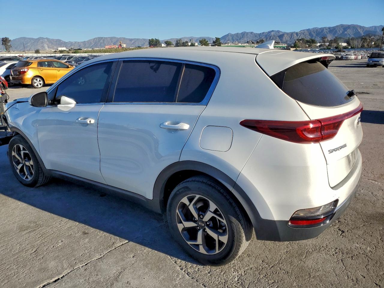KIA SPORTAGE LX