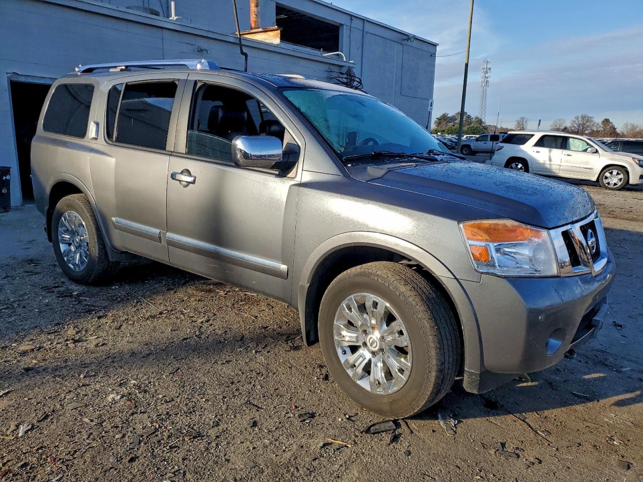 NISSAN ARMADA SV