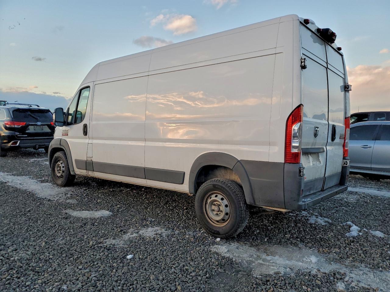 RAM PROMASTER 2500 HIGH