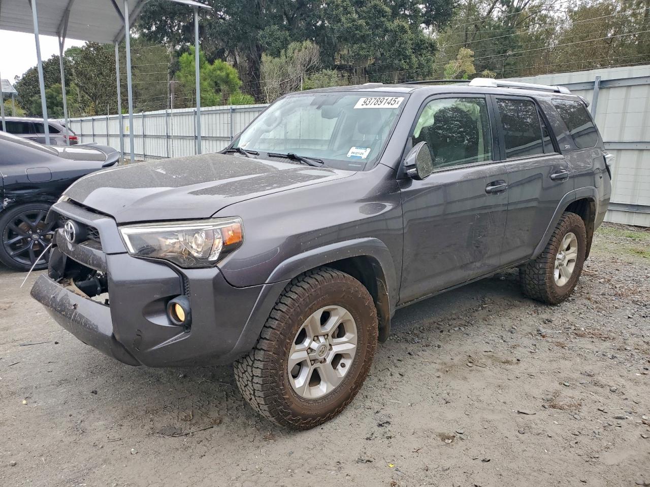 TOYOTA 4RUNNER SR5