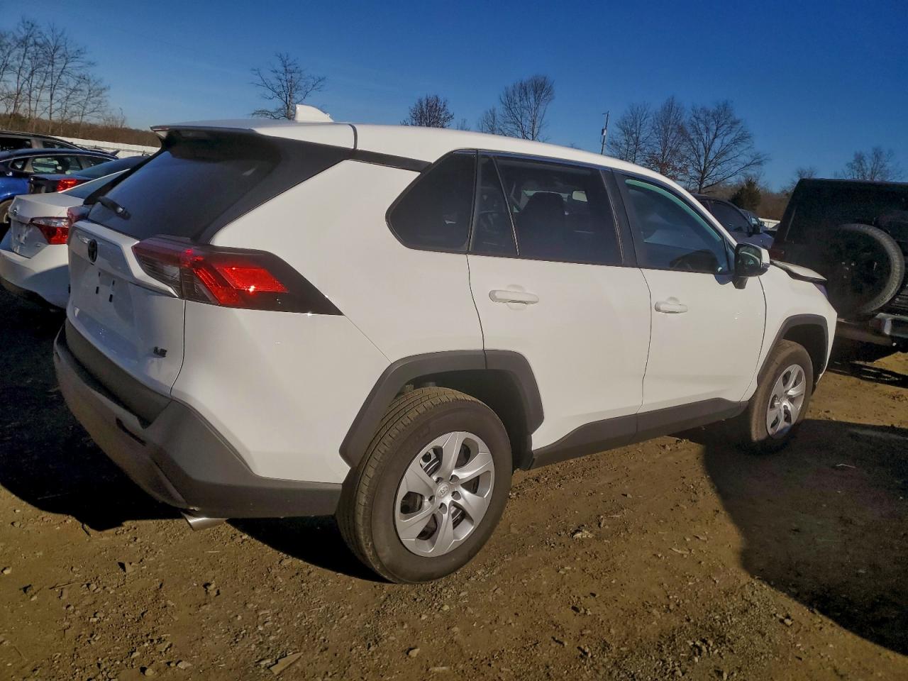 TOYOTA RAV4 LE