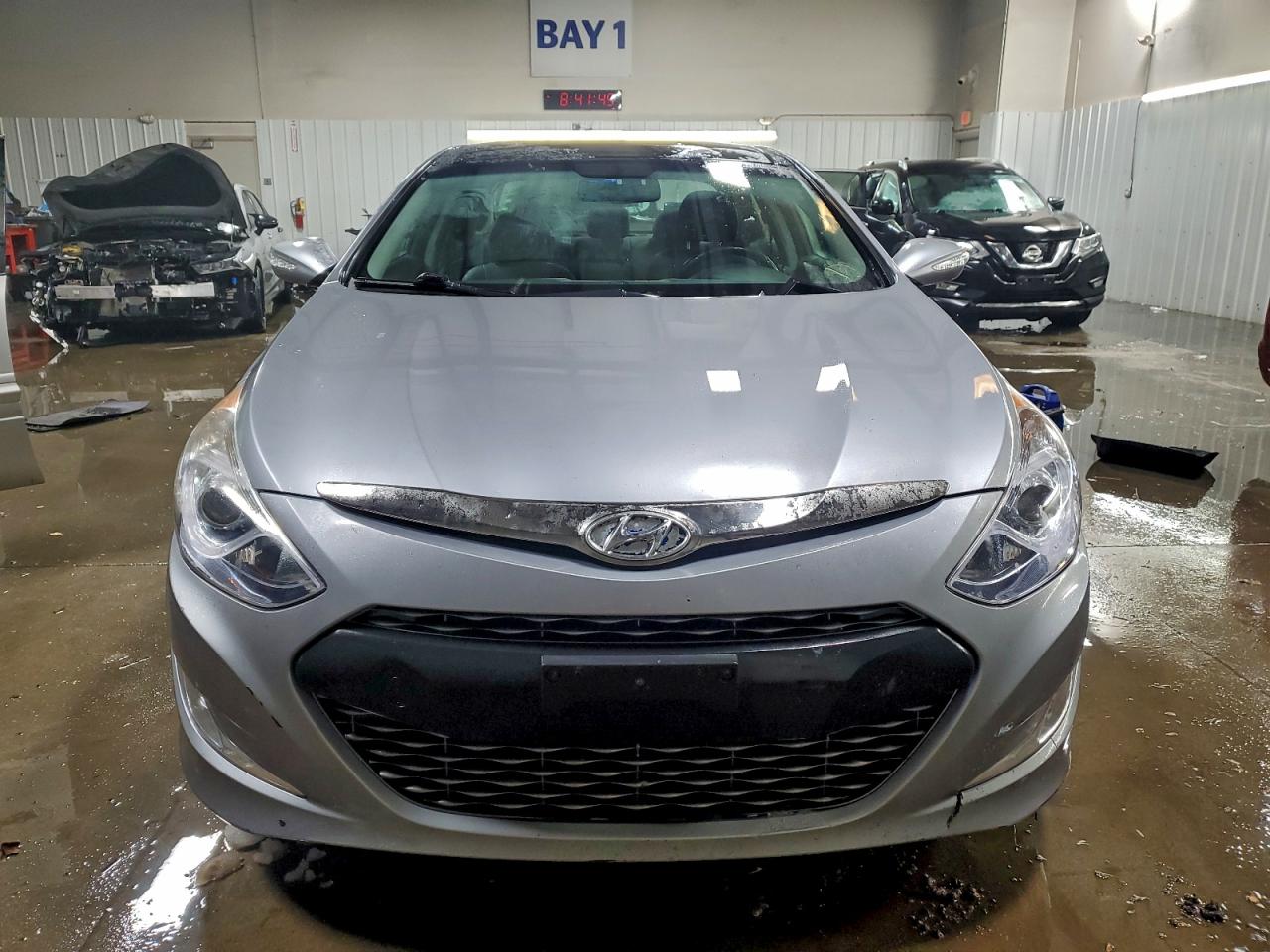 HYUNDAI SONATA HYBRID