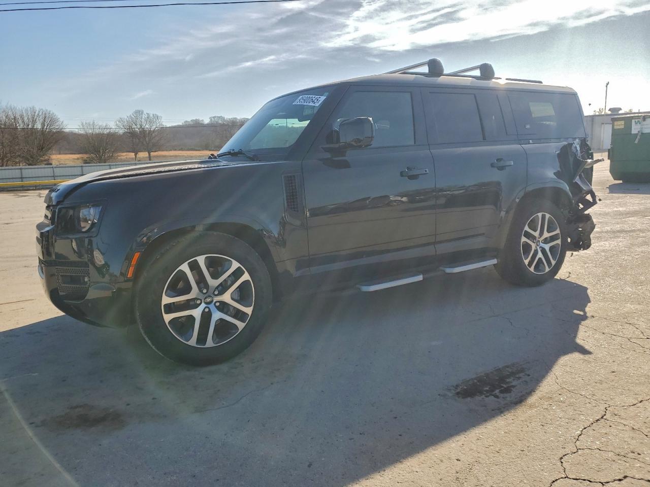 LAND ROVER DEFENDER 130 X-DYNAMIC SE