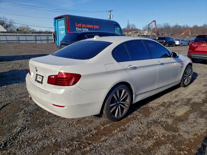 2016 BMW 528 XI #3303778437