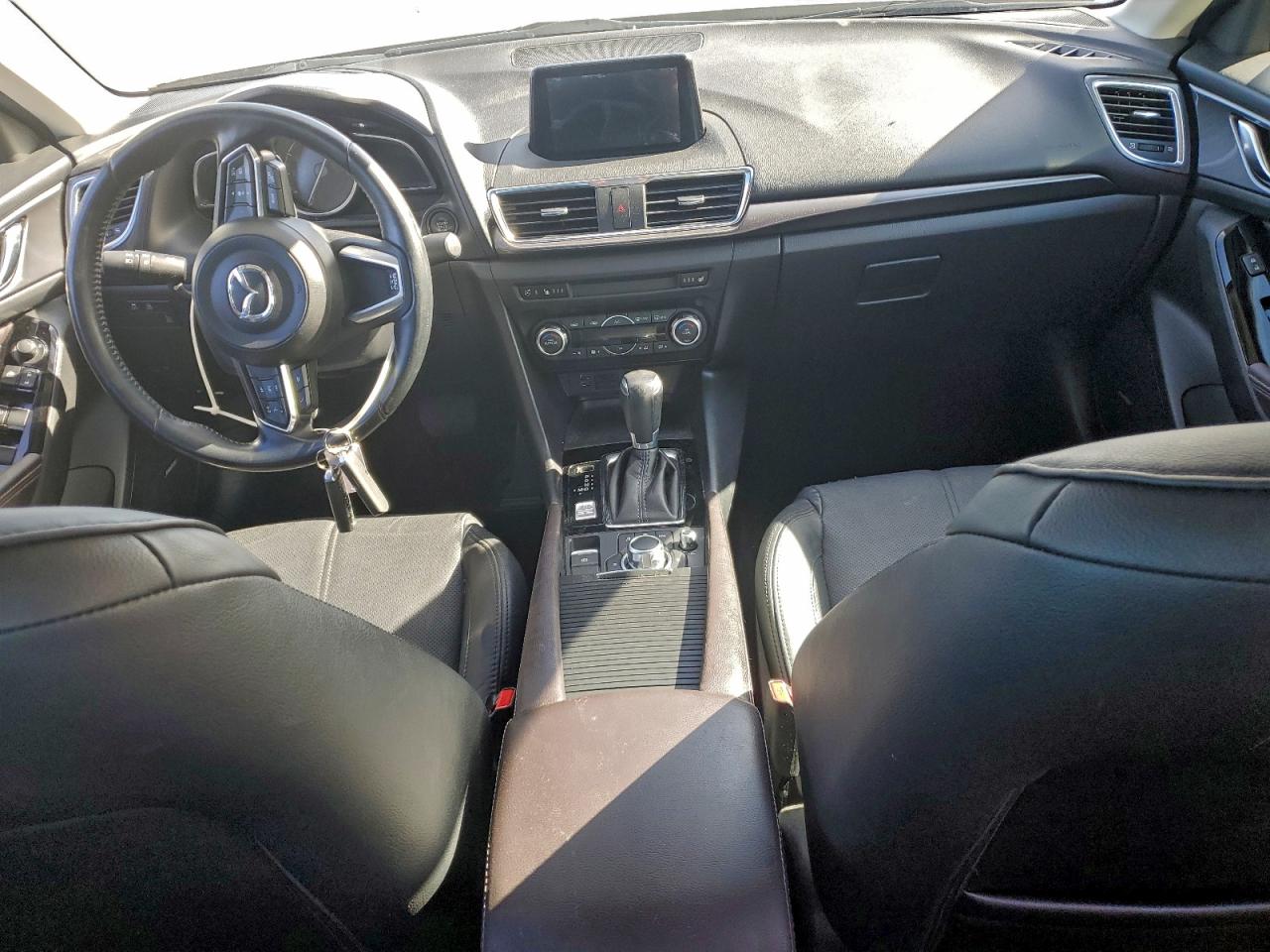 Lot #3317728072 2018 MAZDA 3 GRAND TO