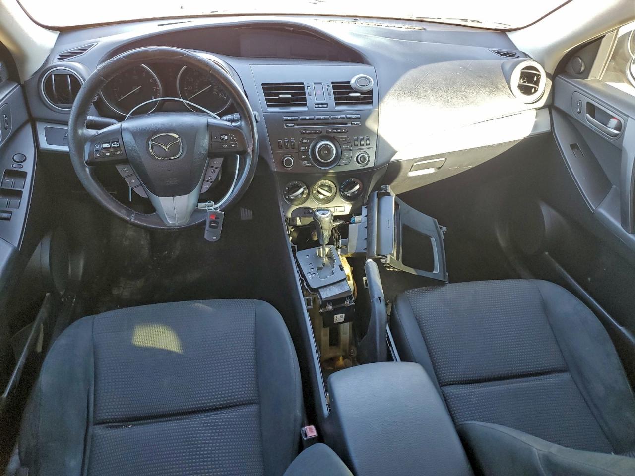 MAZDA 3 I