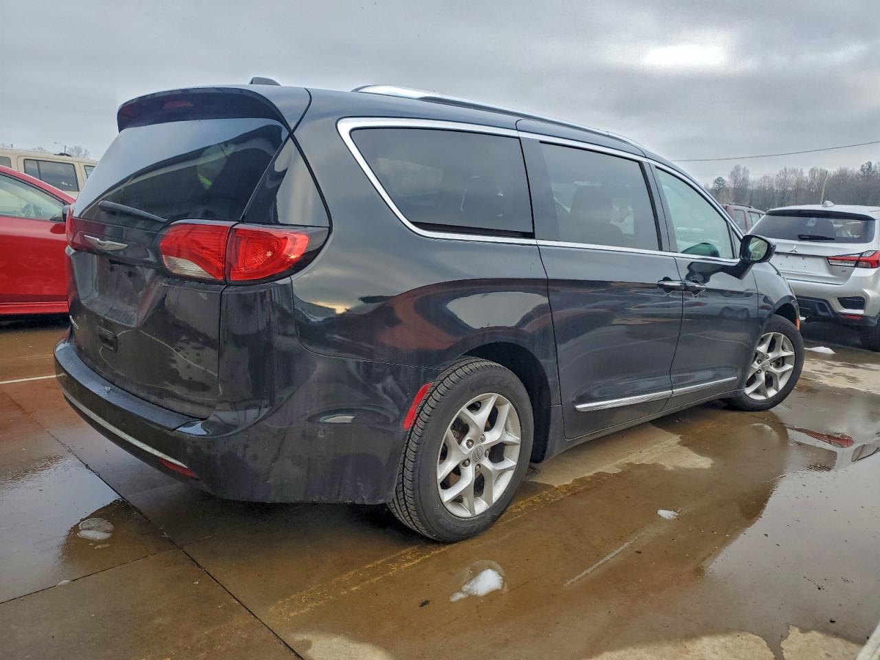 CHRYSLER PACIFICA TOURING L PLUS