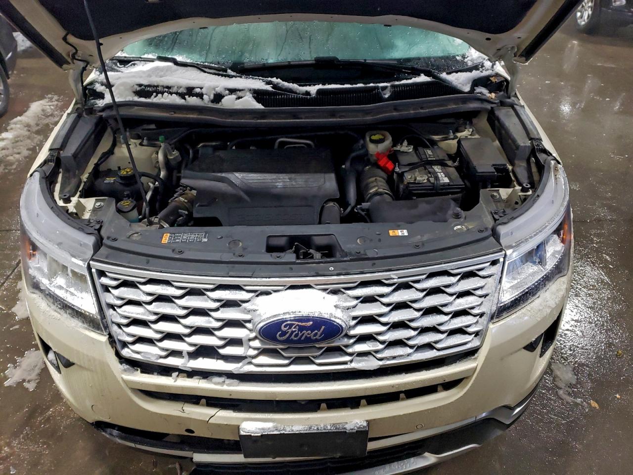 FORD EXPLORER PLATINUM