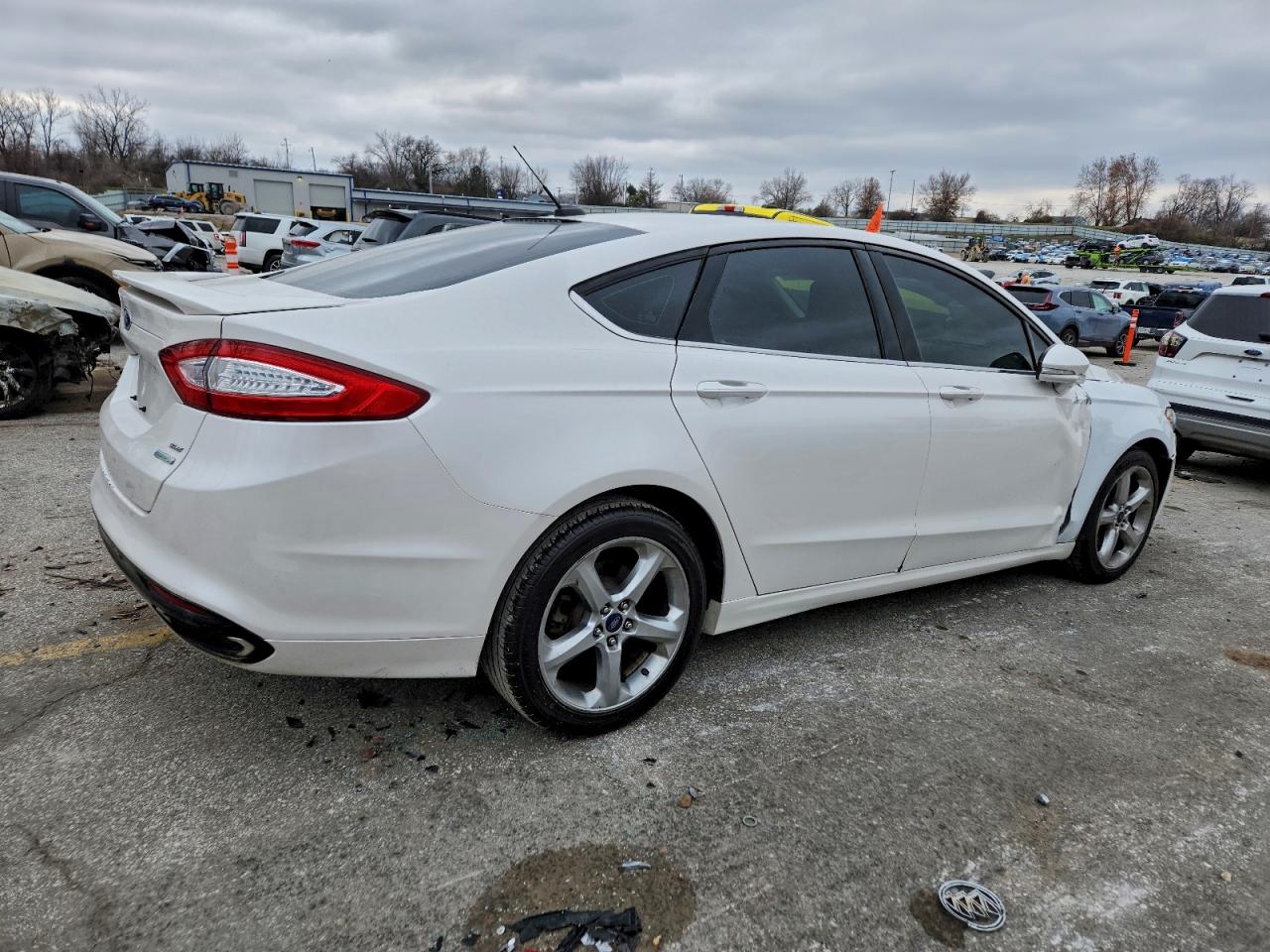 Lot #3312420613 2015 FORD FUSION SE