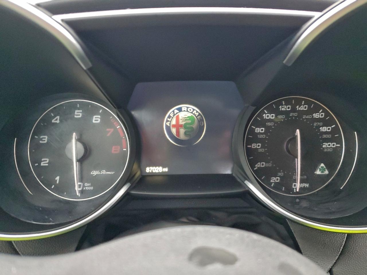ALFA ROMEO GIULIA QUADRIFOGLIO