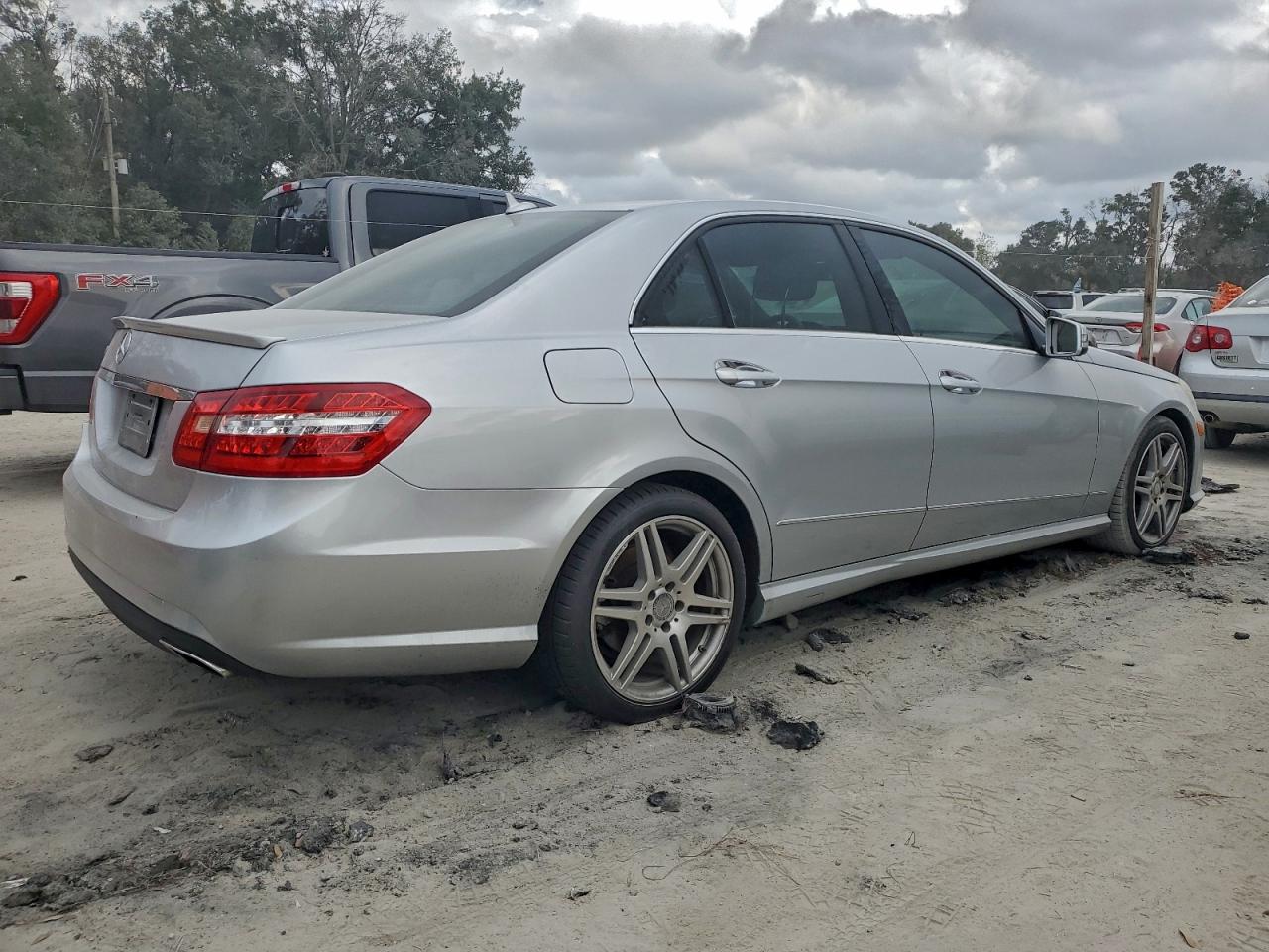 MERCEDES-BENZ E-CLASS 350