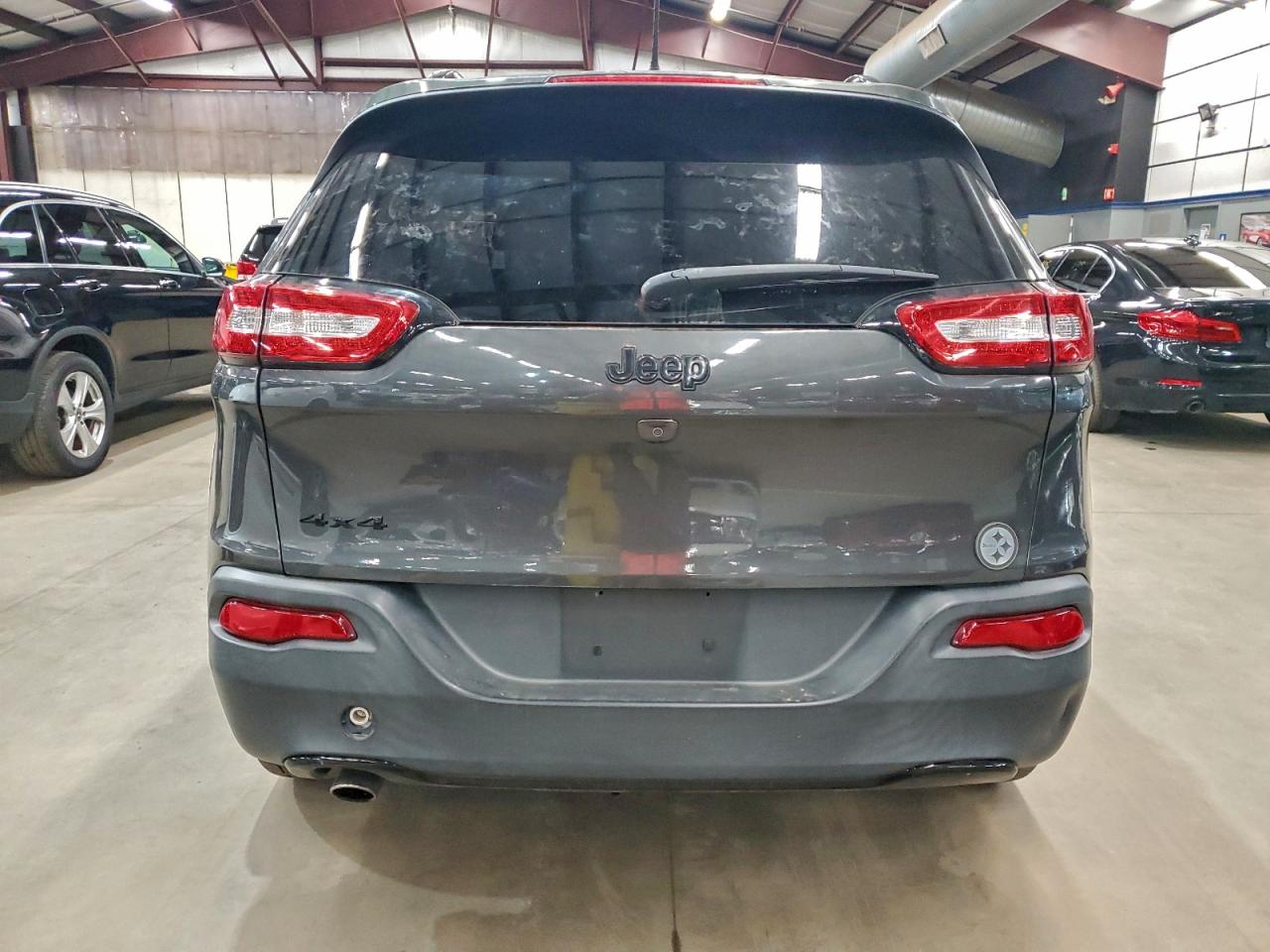 Lot #3301859975 2016 JEEP CHEROKEE L