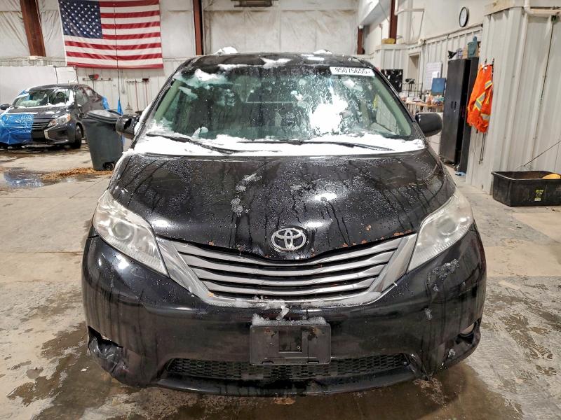2013 TOYOTA SIENNA XLE #3311578768
