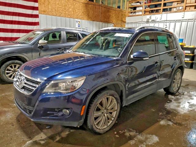 2011 VOLKSWAGEN TIGUAN S #3311528264