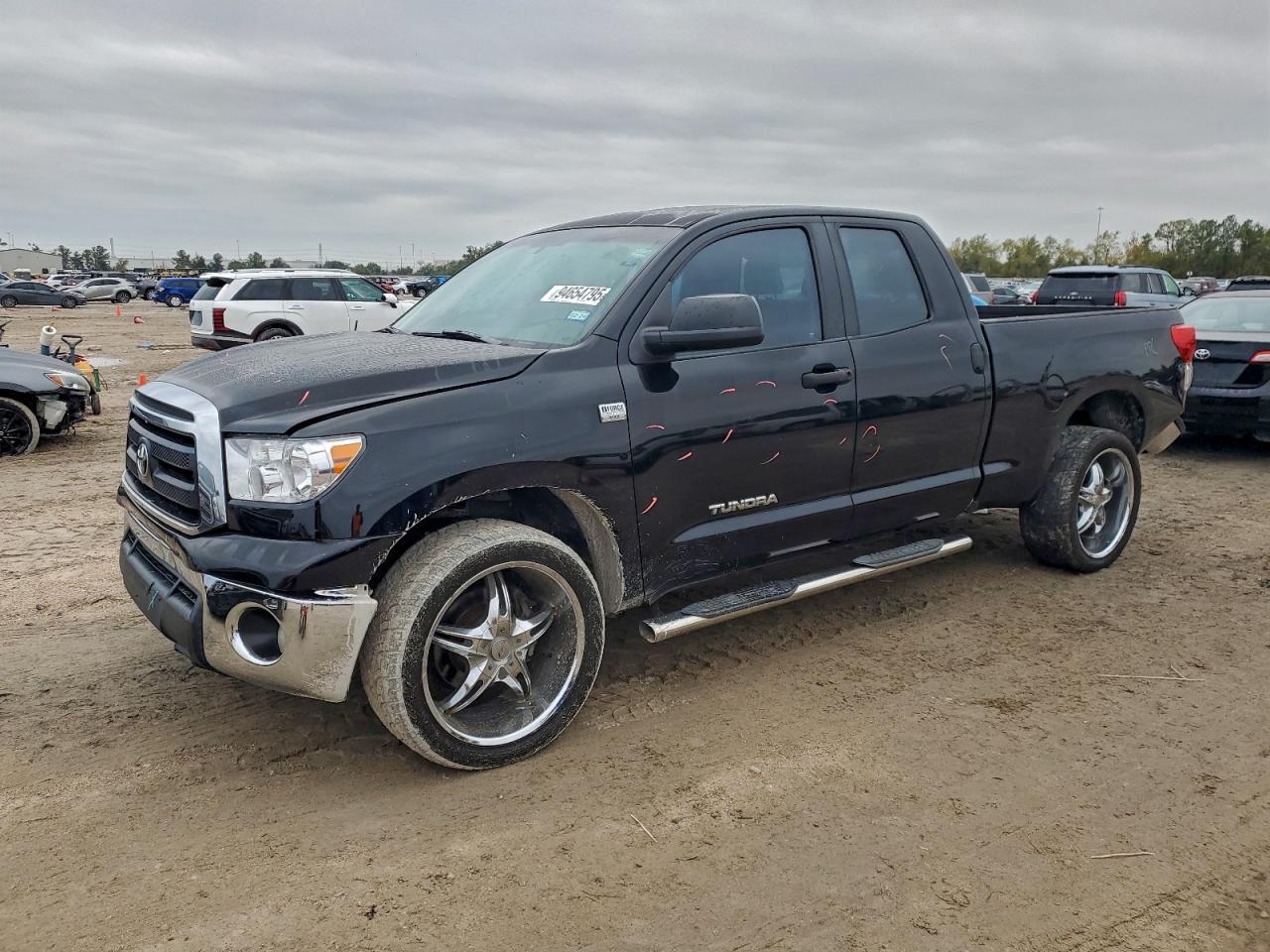 TOYOTA TUNDRA DOUBLE CAB SR5