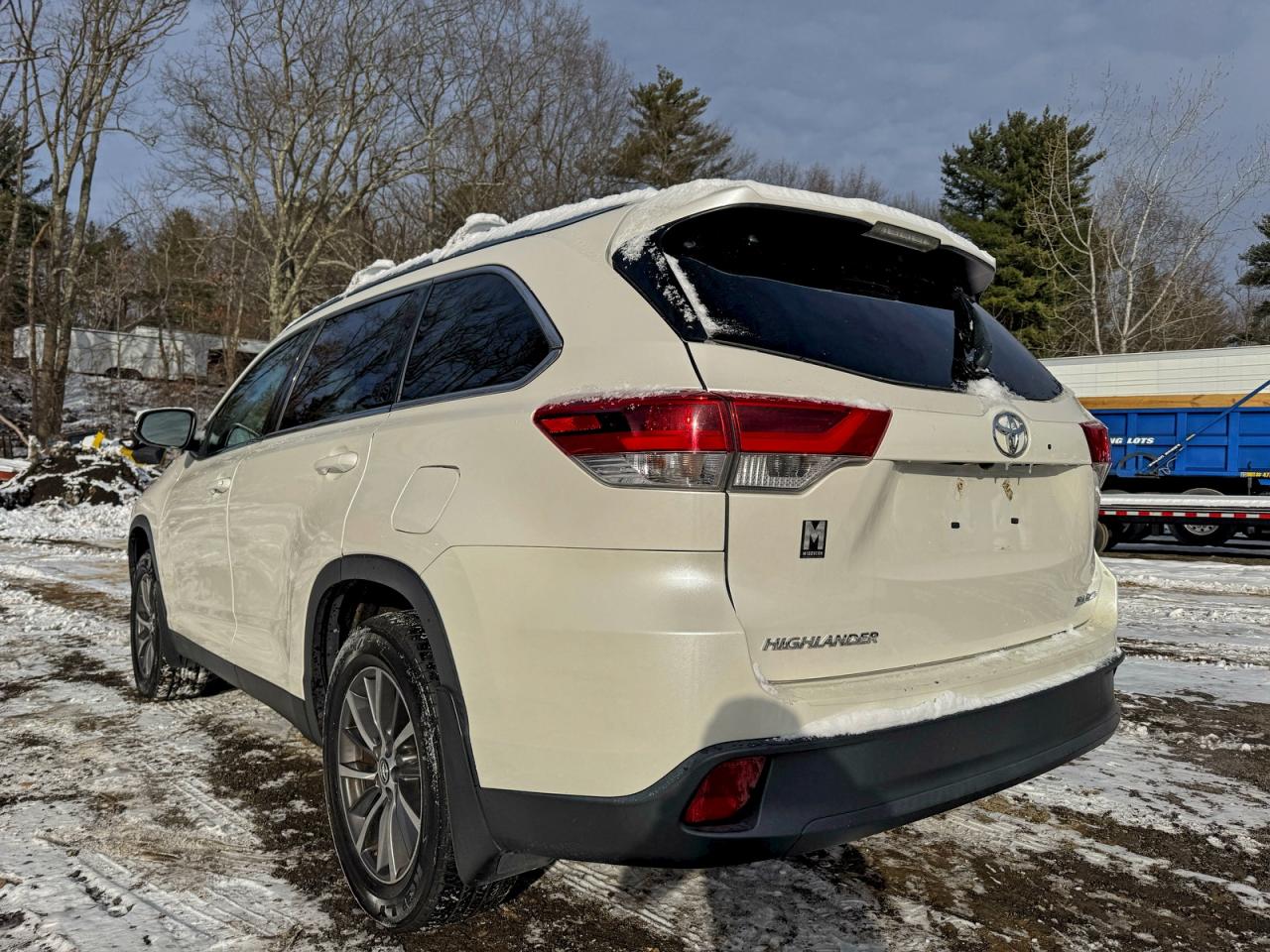 Lot #3316736420 2019 TOYOTA HIGHLANDER