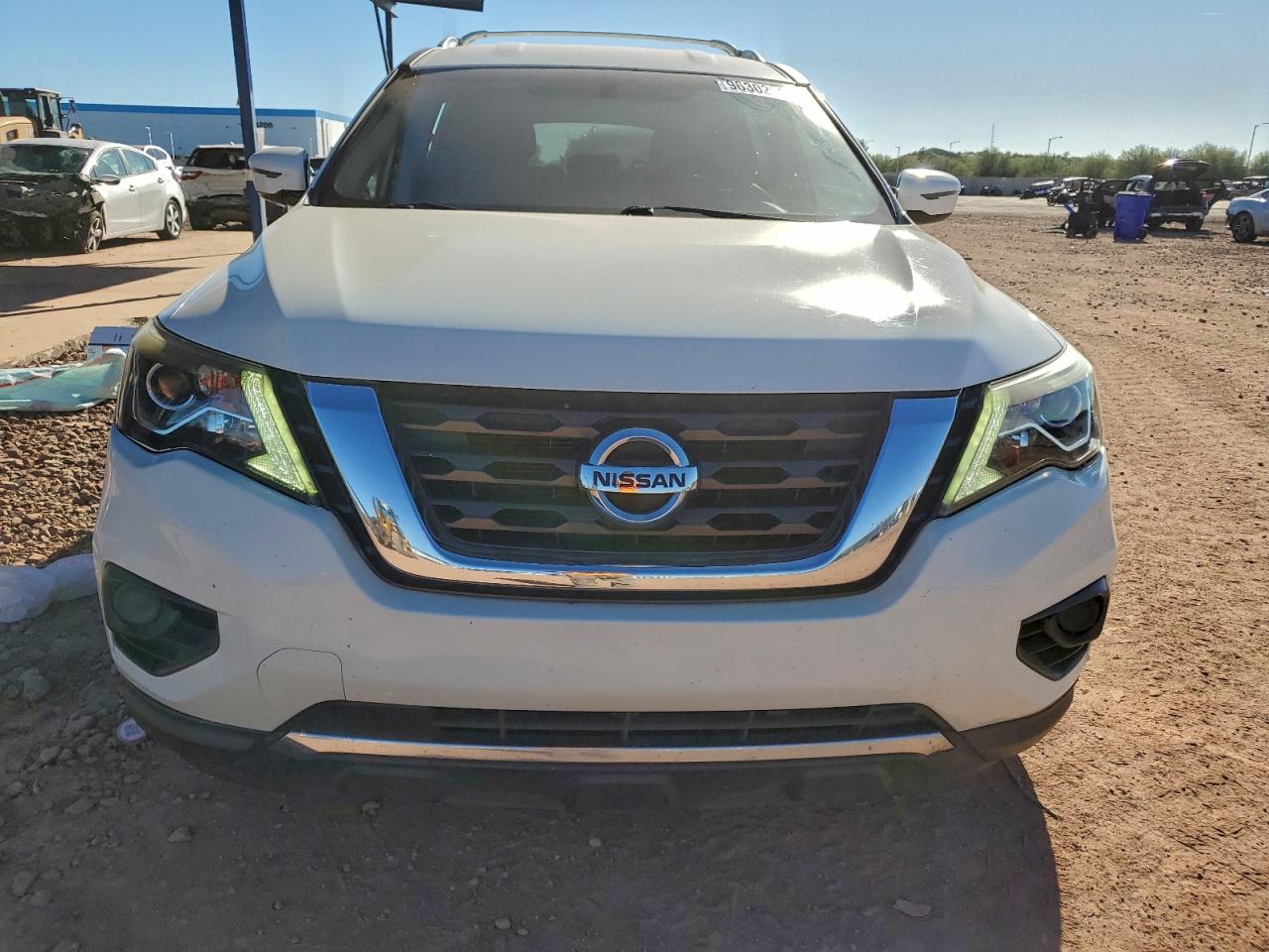 Lot #3316181920 2017 NISSAN PATHFINDER